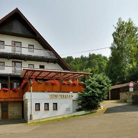 Penzion Kamzik Česká Kamenice Buitenkant foto
