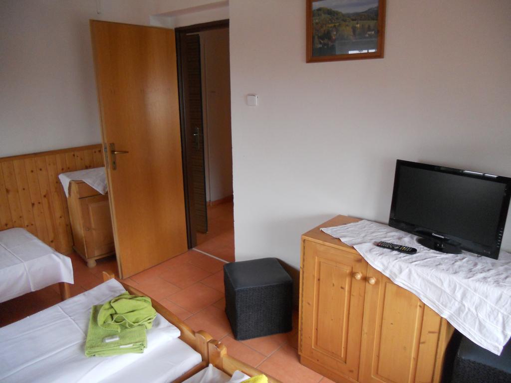 Penzion Kamzik Česká Kamenice Buitenkant foto