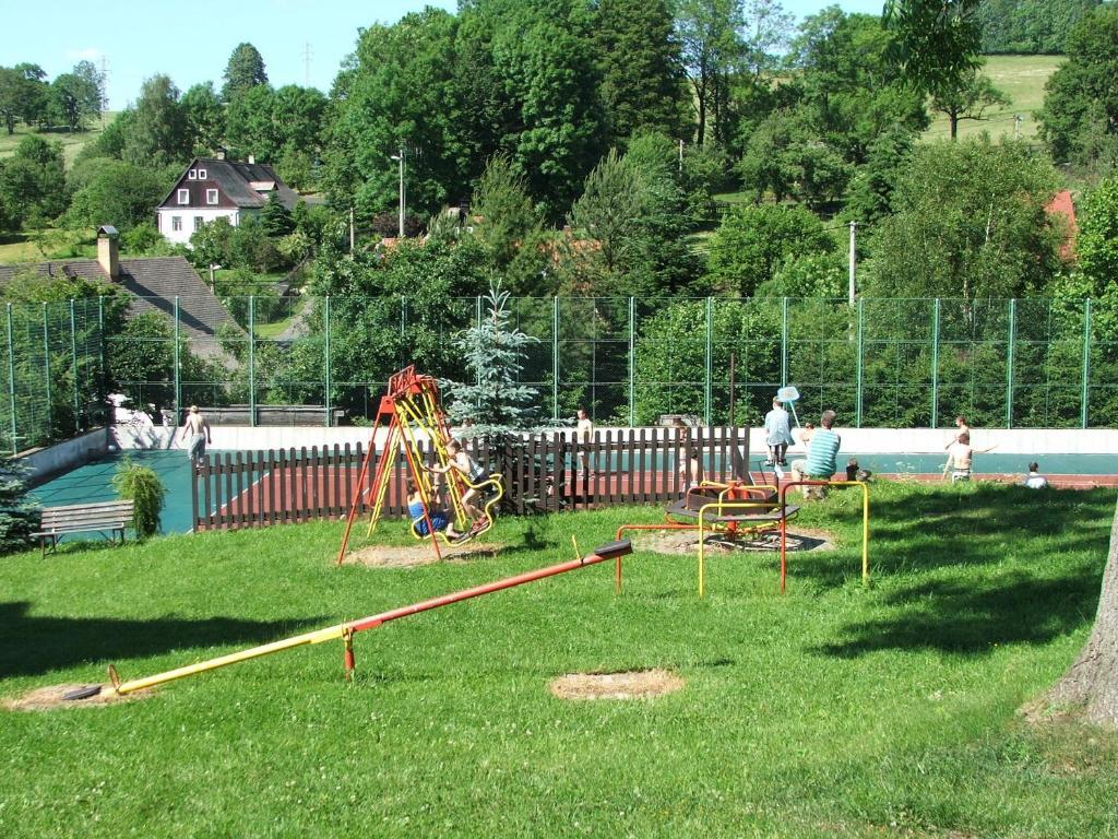 Penzion Kamzik Česká Kamenice Buitenkant foto