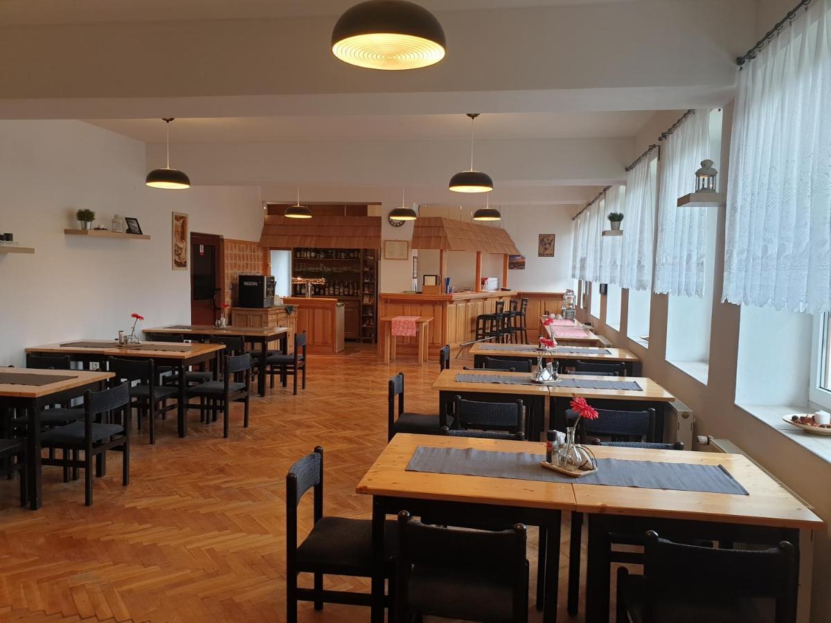 Penzion Kamzik Česká Kamenice Buitenkant foto